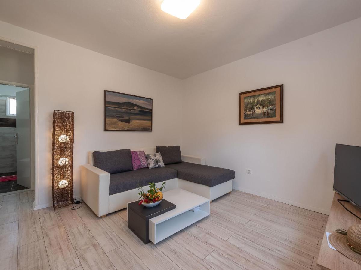 Holiday Home Milka By Interhome Pridraga Kültér fotó